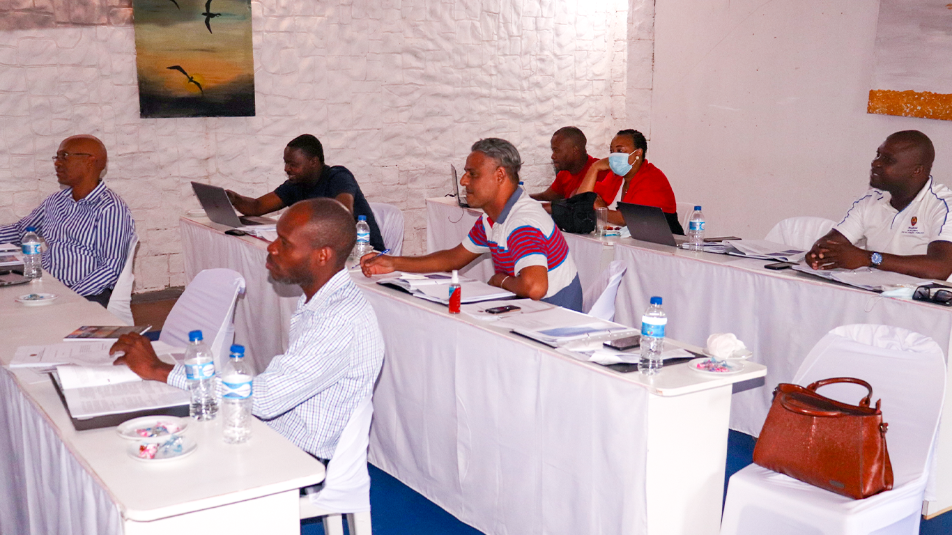 Read more about the article ProAzul capacita técnicos em matéria de Procurement – Serviços de Consultoria.,